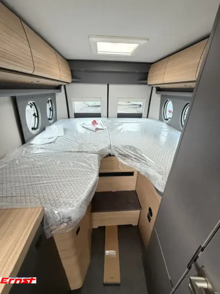Fahrzeugbild Malibu Van First Class - Two Rooms 640 LE RB charming GT skyview #5