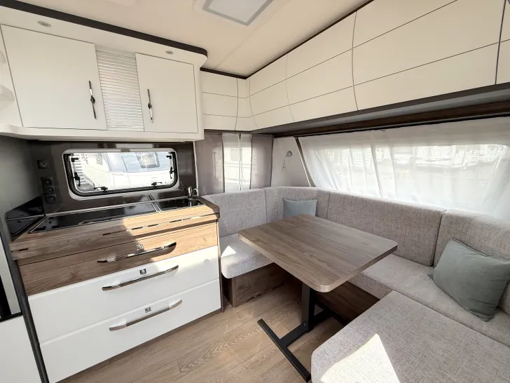 Fahrzeugbild Hobby Excellent Edition 540 WLU 2.000 kg Gesamtgewicht #9