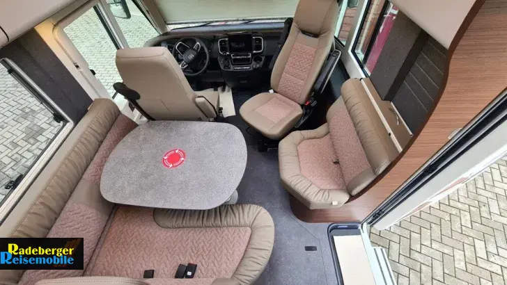 Fahrzeugbild Carthago chic c-line I 4.9 LE #10