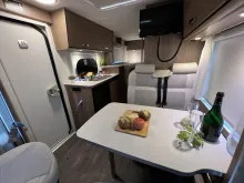 Fahrzeugbild Carado V 337 (531) #13