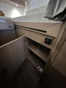 Fahrzeugbild Carado V 337 (531) #26