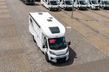 Fahrzeugbild LMC Tracer 730 EL *Mj.26*Hubbett*Einzelb.*Winterpack #5