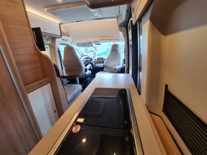 Fahrzeugbild Laika Kosmo 6.4 *Solar*SAT+TV*AHK* #30