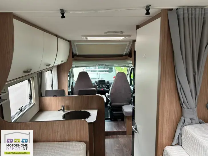 Fahrzeugbild Carado T 338 Edition15 Einzelbetten, Solar, Alufelgen #5