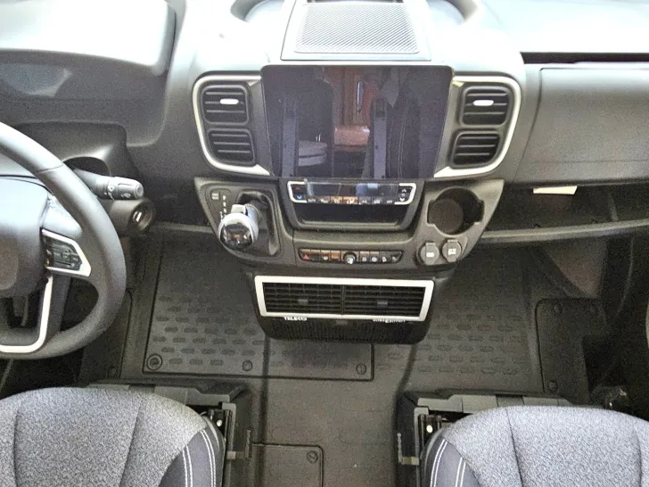 Fahrzeugbild Carado pro+ CV 600 Standklima Telair // Zuziehhilfe #34