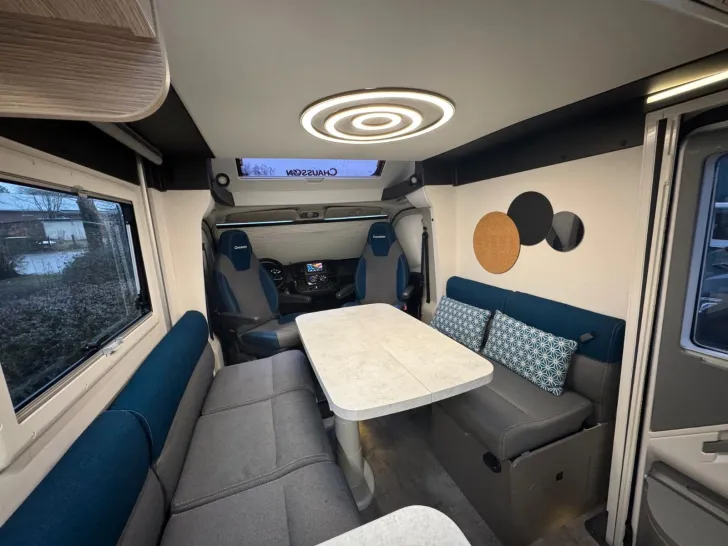 Fahrzeugbild Chausson X 550-Automatik-1.H-Winterpak-Ahk-Solar #15