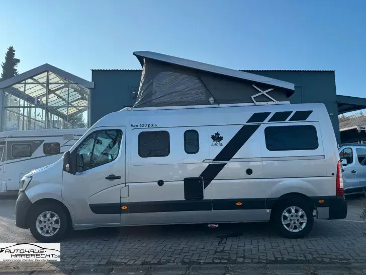 Fahrzeugbild Ahorn Camp Van 620 Plus-Aufstelld-Autom.Längsbetten-Dynavin #4