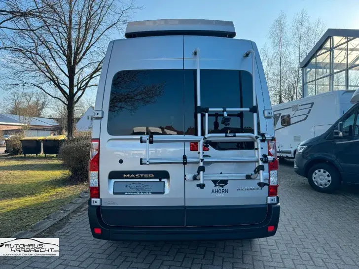 Fahrzeugbild Ahorn Camp Van 620 Plus-Aufstelld-Autom.Längsbetten-Dynavin #6