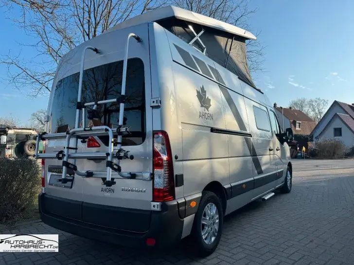 Fahrzeugbild Ahorn Camp Van 620 Plus-Aufstelld-Autom.Längsbetten-Dynavin #7