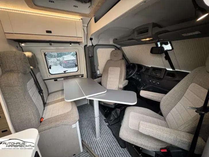 Fahrzeugbild Ahorn Camp Van 620 Plus-Aufstelld-Autom.Längsbetten-Dynavin #20