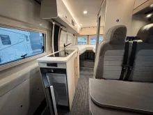 Fahrzeugbild Ahorn Camp Van 620 Plus-Aufstelld-Autom.Längsbetten-Dynavin #23