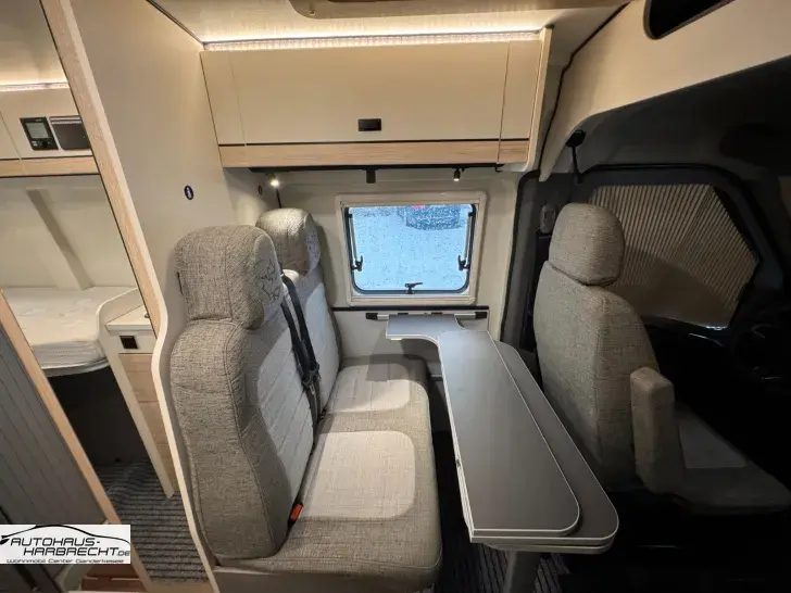 Fahrzeugbild Ahorn Camp Van 620 Plus-Aufstelld-Autom.Längsbetten-Dynavin #24