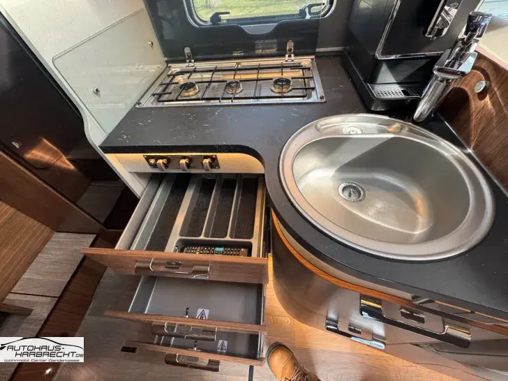 Fahrzeugbild Hymer B MC I 550-Hubstützen-kein Mietfzg-LED Scheinw #30