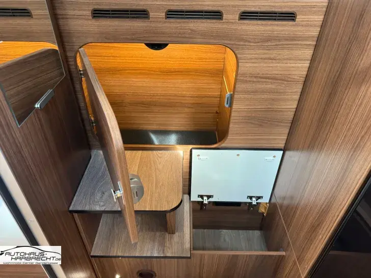 Fahrzeugbild Hymer B MC I 550-Hubstützen-kein Mietfzg-LED Scheinw #37