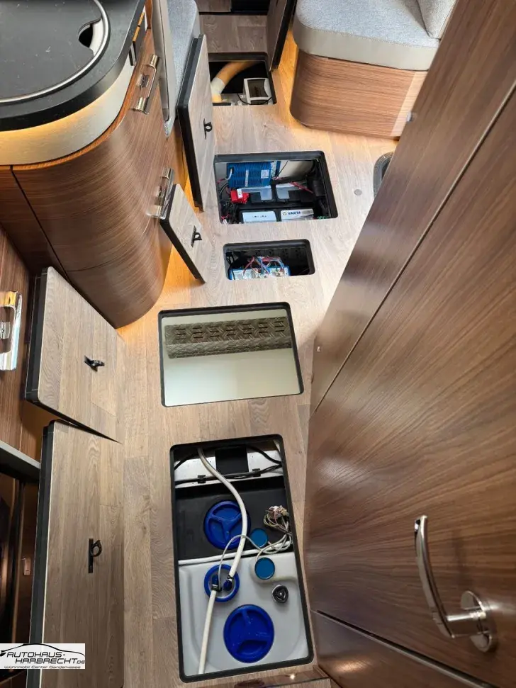 Fahrzeugbild Hymer B MC I 550-Hubstützen-kein Mietfzg-LED Scheinw #38