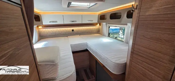 Fahrzeugbild Weinsberg CaraCompact MB Suite MEG Pepper-1.H-Distr-Luftfe #21