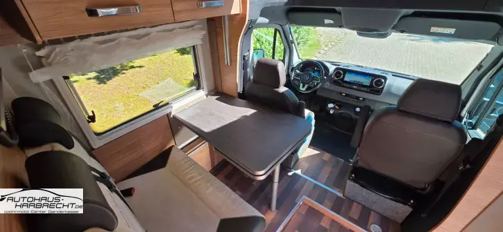 Fahrzeugbild Weinsberg CaraCompact MB Suite MEG Pepper-1.H-Distr-Luftfe #29