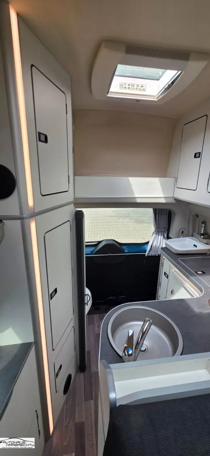 Fahrzeugbild Ford Nugget Plus HD Hochdach-Autom-Standhzg-WC-Ahk #24