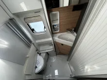 Fahrzeugbild Malibu Van First Class - Two Rooms 640 LE RB charming GT skyview 2026 Listenpreis: 93.790€ #17