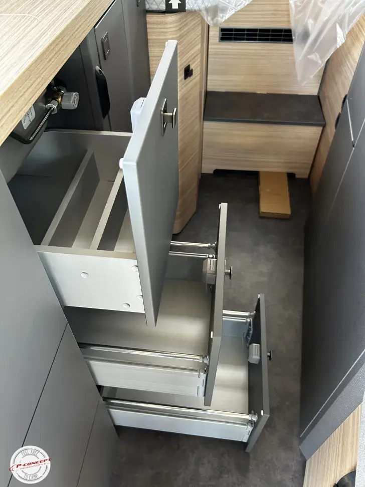 Fahrzeugbild Malibu Van First Class - Two Rooms 640 LE RB charming GT skyview 2026 Listenpreis: 93.790€ #20