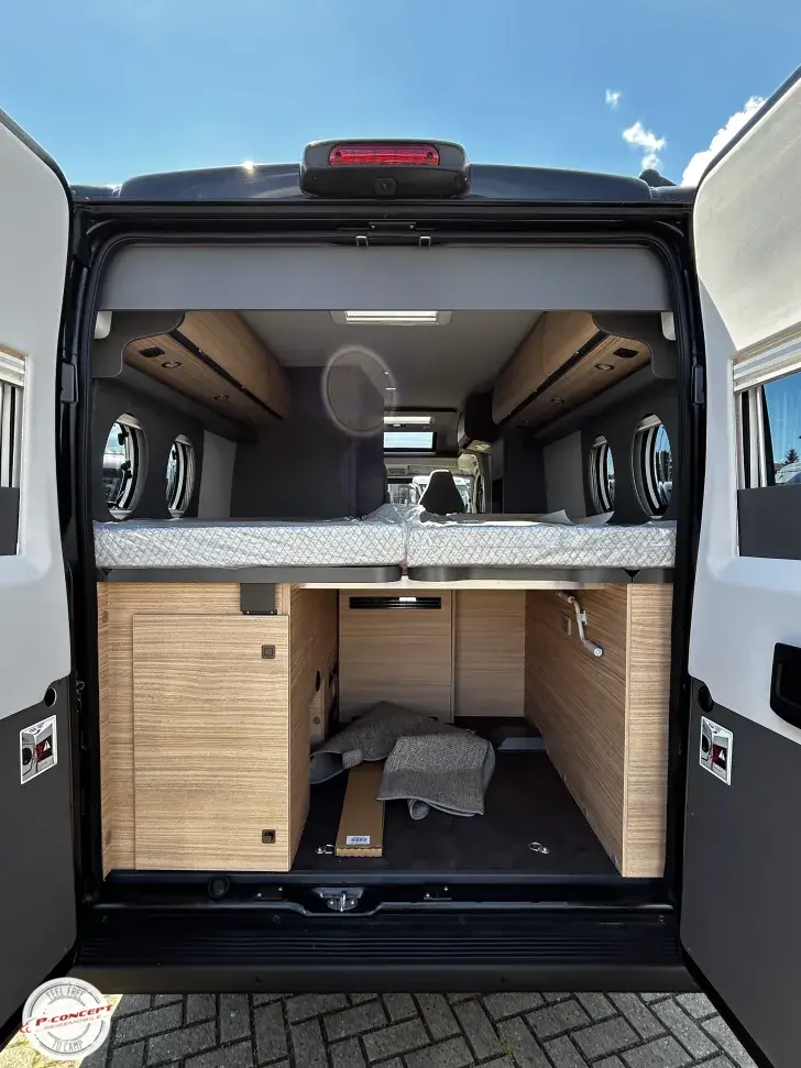 Fahrzeugbild Malibu Van First Class - Two Rooms 640 LE RB charming GT skyview 2026 Listenpreis: 93.790€ #29
