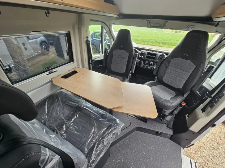 Fahrzeugbild Adria Twin 640 SGX WHITE EDITION #5