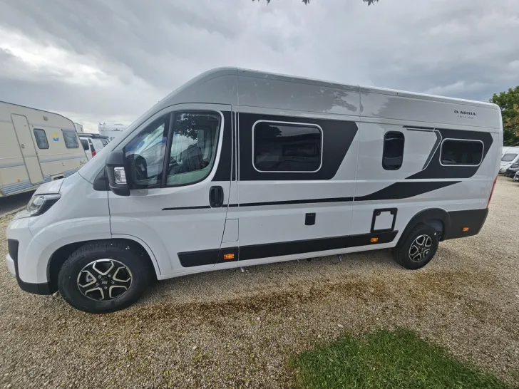 Fahrzeugbild Adria Twin 640 SGX WHITE EDITION #22