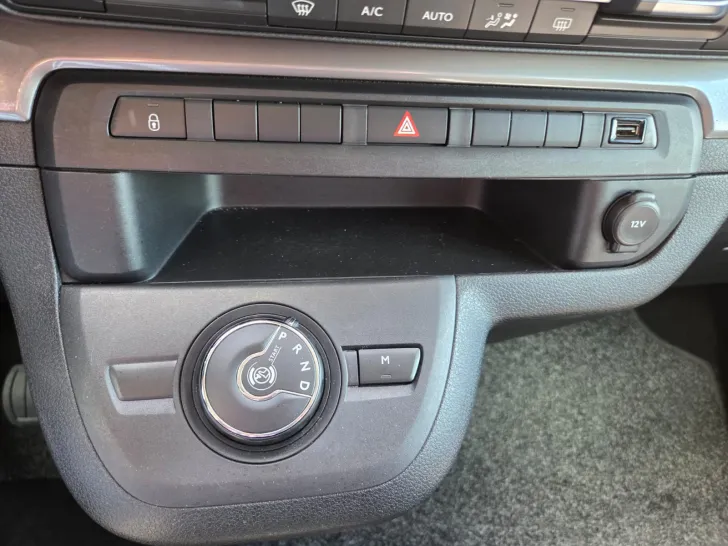 Fahrzeugbild Pössl Van Vanster Küche+Sitze vorne drehb.+Schlafdach ster Küche+Sitze vorne drehb.+Schlafdach #9