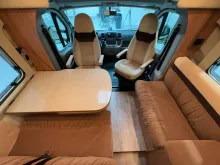 Fahrzeugbild Bürstner Ixeo IT 710 / Festbett+Hubbett/ PREISGARANTIE #8