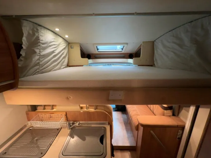 Fahrzeugbild Bürstner Ixeo IT 710 / Festbett+Hubbett/ PREISGARANTIE #13