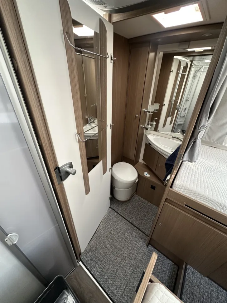 Fahrzeugbild Carado Clever+ I 447 #7
