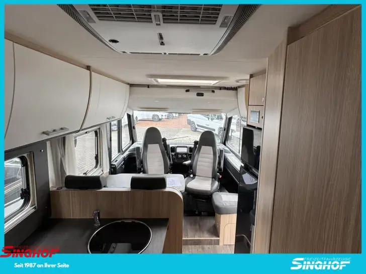 Fahrzeugbild Sunlight Adventure I 67S #5