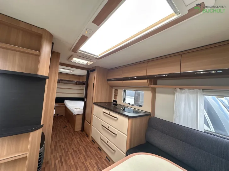 Fahrzeugbild LMC Musica 582 E 2000 kg / ATC / Gas Außen #7