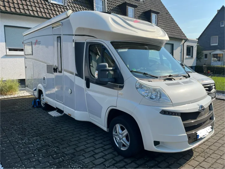 Fahrzeugbild Carthago c-tourer 142 #1