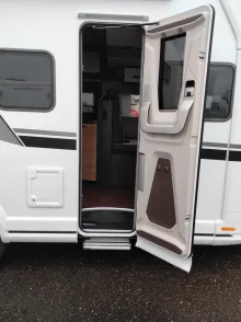 Fahrzeugbild Knaus L!VE WAVE 700 MEG Platinum Selection Live Wave #9