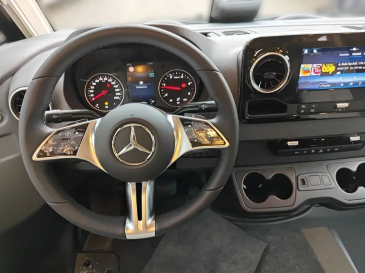 Fahrzeugbild Carthago C2-tourer I 145 RB LE comfort Mercedes #8