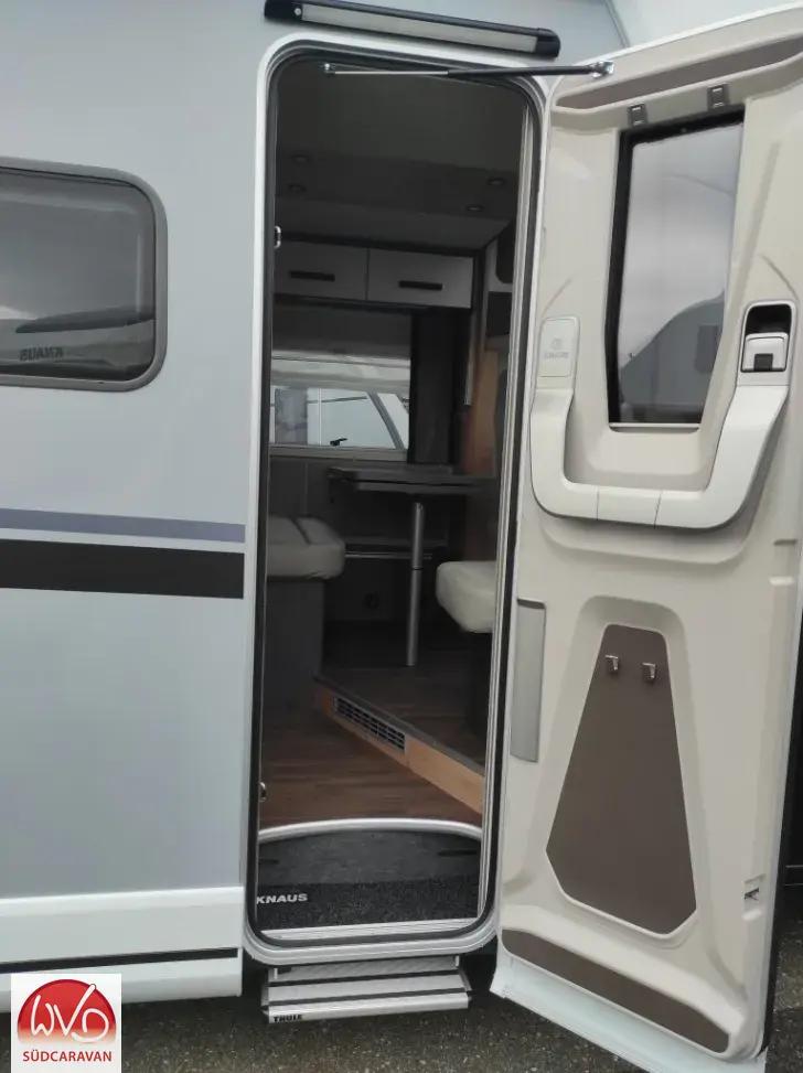 Fahrzeugbild Knaus L!VE WAVE 650 MEG Black Selection Live Wave #8
