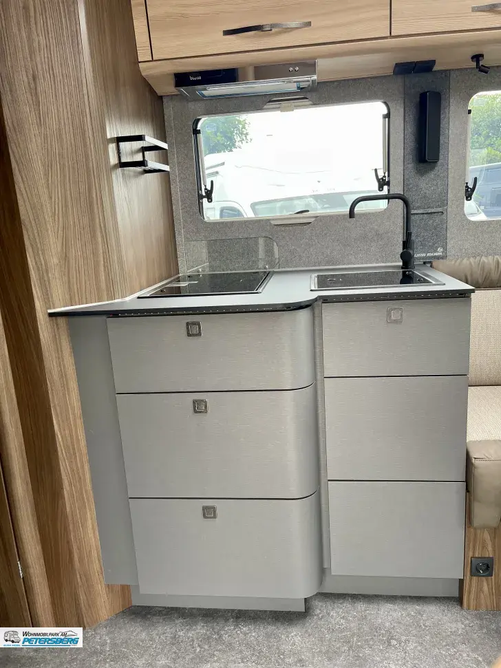Fahrzeugbild Eura Mobil Integra Line GT 726 EF 170PS, Lithium, AHK, Klima etc #10