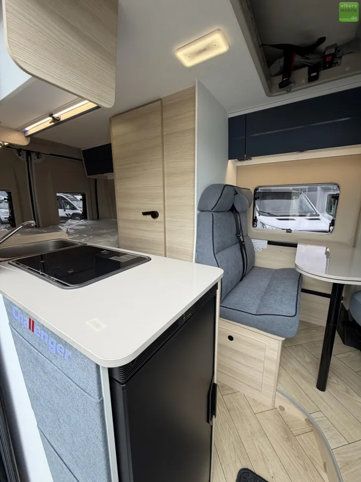Fahrzeugbild Challenger Van Break Edition V114S Aufstelldach 5,40m 2026 #13