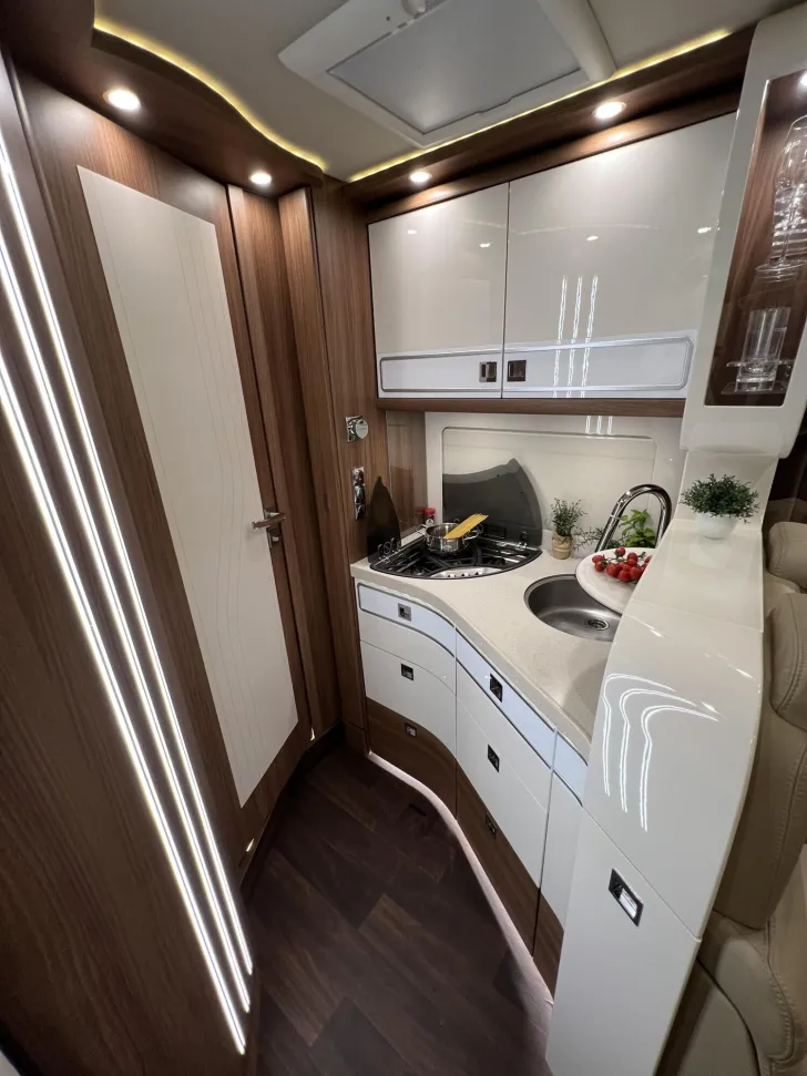Fahrzeugbild Carthago chic e-line I 51 LE DA (K509) #17