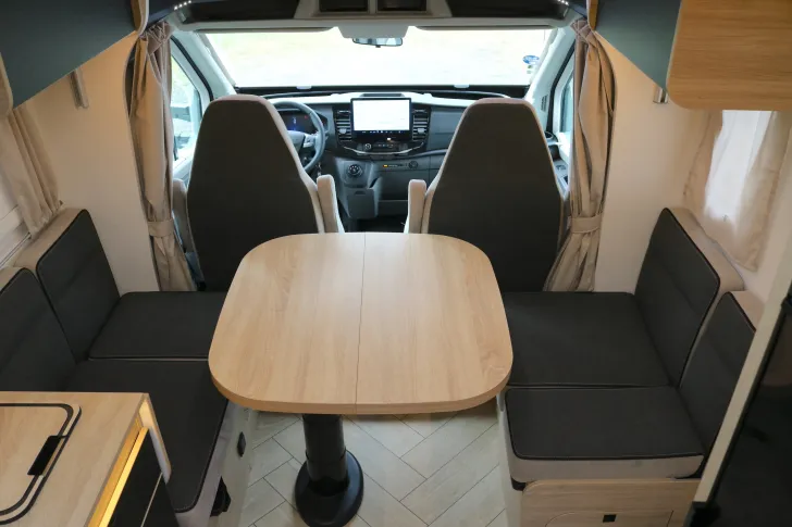 Fahrzeugbild Challenger Teilintegriert 337 Etape Edition mit Ford Safety Paket #14