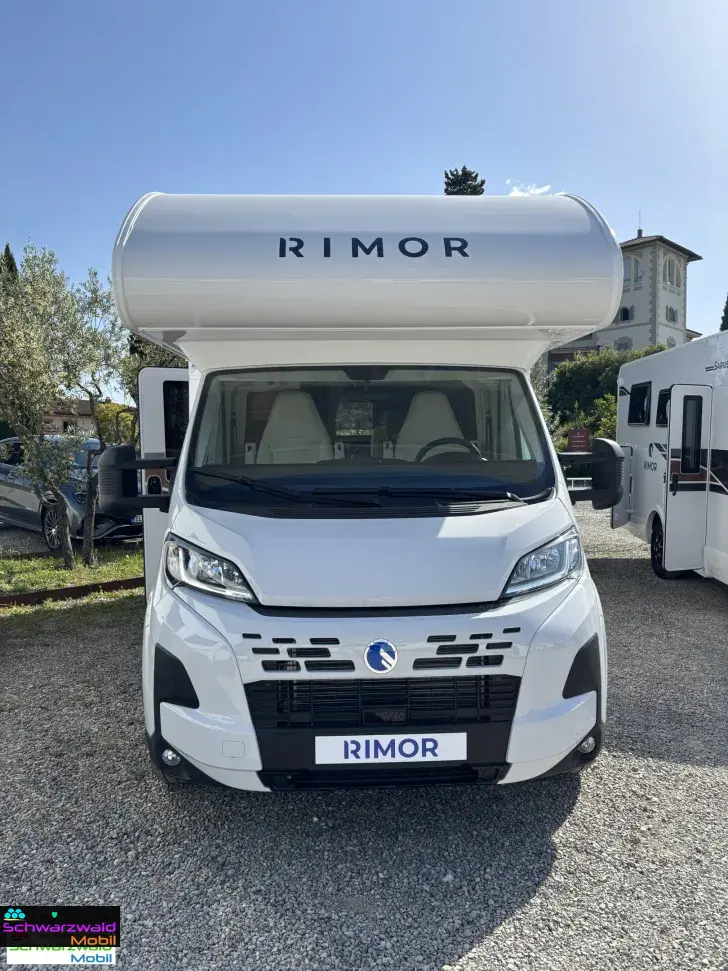 Fahrzeugbild Rimor SARUS 50 160PS Autom. 4 x Bett im Heck #2