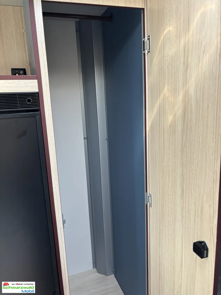 Fahrzeugbild Rimor SARUS 50 160PS Autom. 4 x Bett im Heck #9