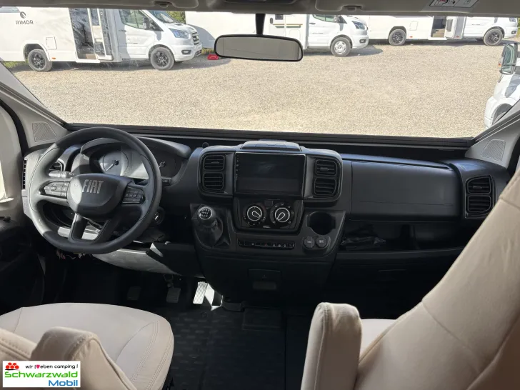 Fahrzeugbild Rimor SARUS 50 160PS Autom. 4 x Bett im Heck #15
