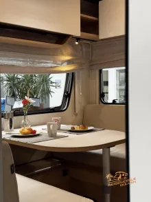 Fahrzeugbild LMC Style 70 453 D #12