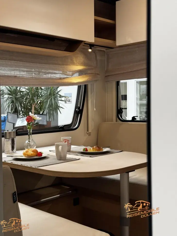 Fahrzeugbild LMC Style 70 453 D #12