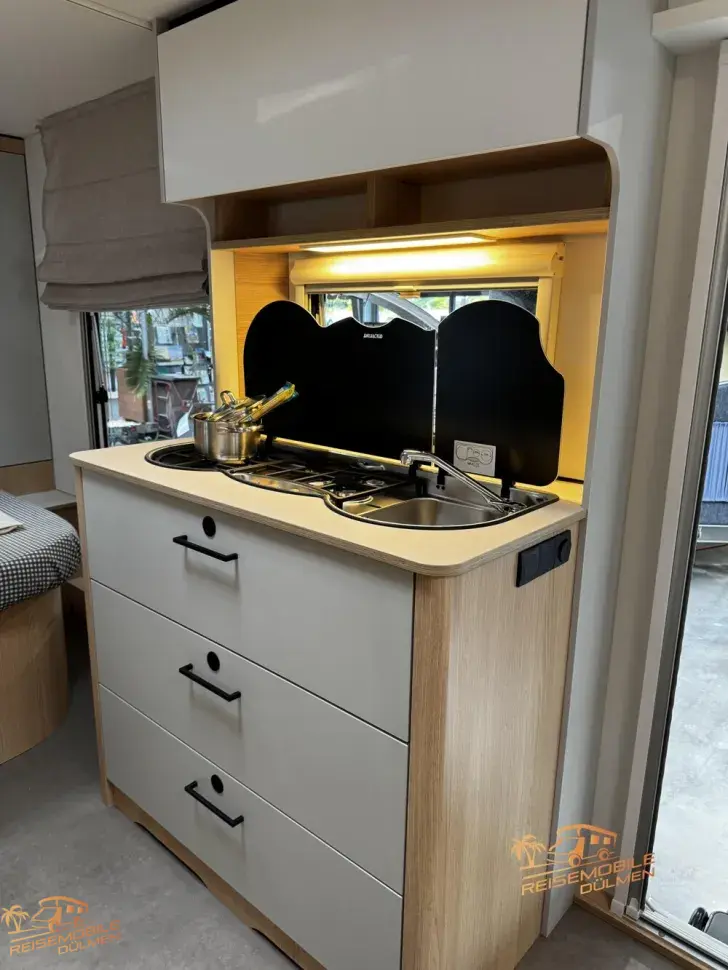 Fahrzeugbild LMC Style 70 453 D #23
