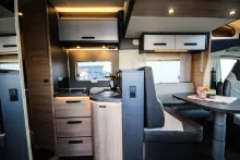 Fahrzeugbild Knaus L!VE WAVE 650 MF Platinum Selection Automatik | Rahmenfenster #5