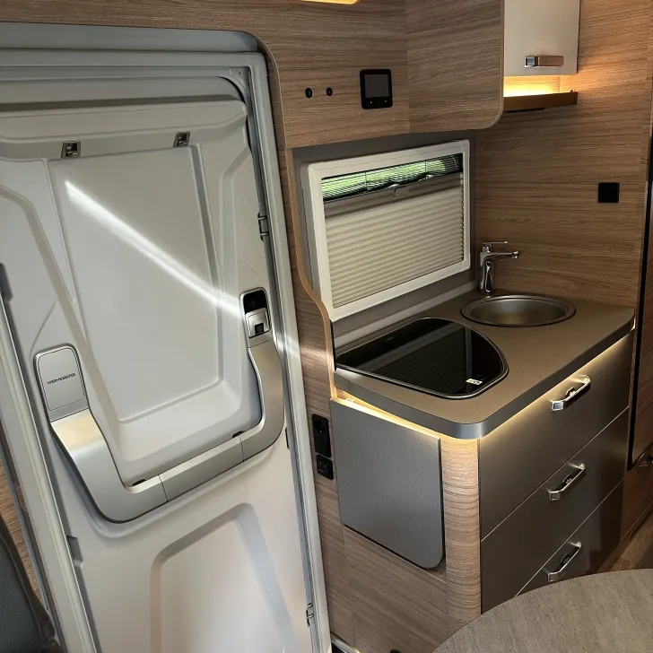 Fahrzeugbild Weinsberg CaraCompact EDITION PEPPER MB 640 MEG gut gepflegt #3