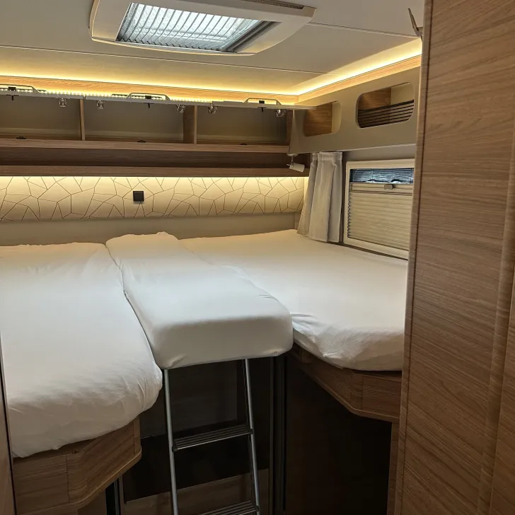 Fahrzeugbild Weinsberg CaraCompact EDITION PEPPER MB 640 MEG gut gepflegt #7